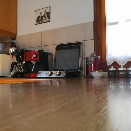 Rodomelo House - 3 Bedrooms Hébergement de vacances Leonídion