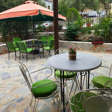 Hébergement de vacances Rodomelo House - 3 Bedrooms Leonídion