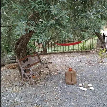 Rodomelo House - 3 Bedrooms Leonídio